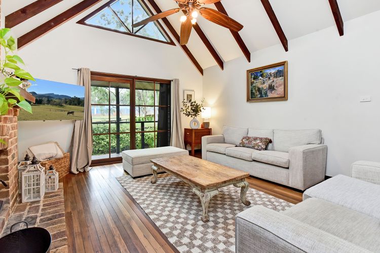 Meadowbrook Manor in North Rothbury