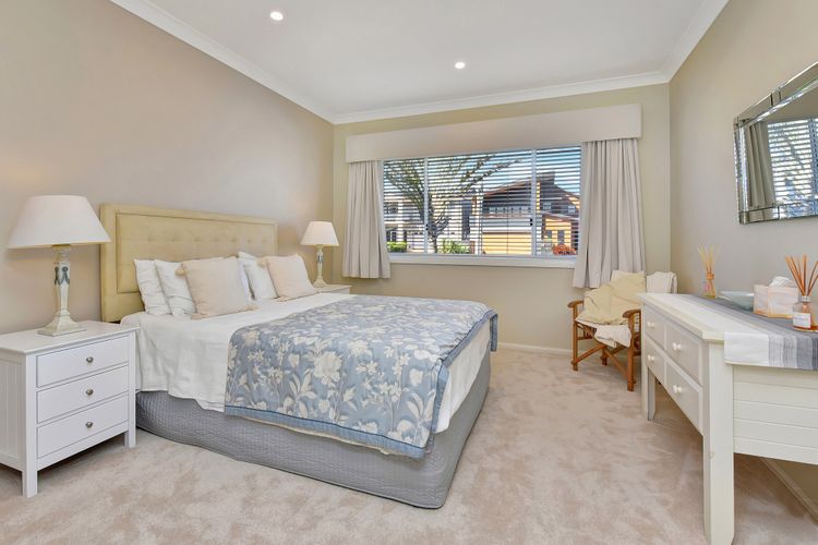 Panorama Beach House – Coastal Luxury with Stunning Views of the Caves Coastline
