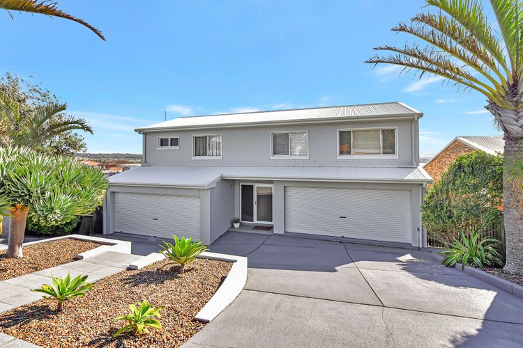 Panorama Beach House – Coastal Luxury with Stunning Views of the Caves Coastline