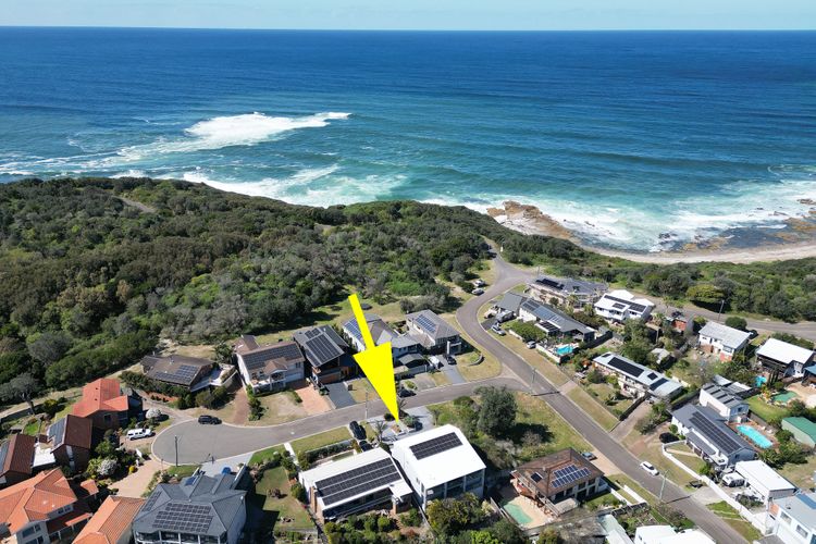 Panorama Beach House – Coastal Luxury with Stunning Views of the Caves Coastline