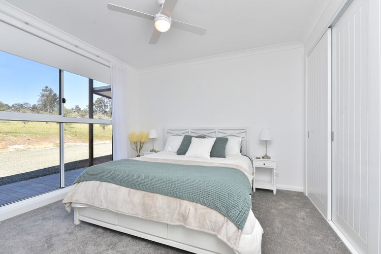 Magpie 2 -  Bedroom 1 - King Bed