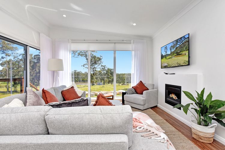 Magpie 2 - Living Room