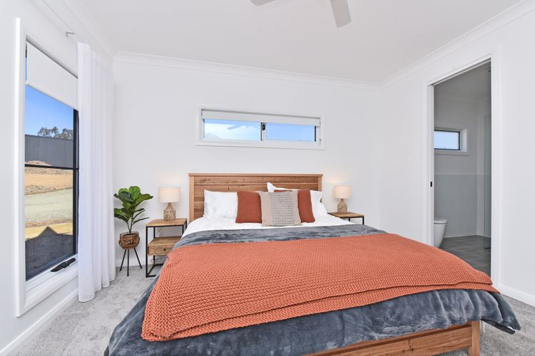 Magpie 3 -  Bedroom 1 - King Bed