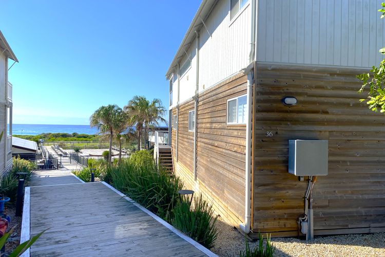 Oceanview Escape at Caves Beach Villas