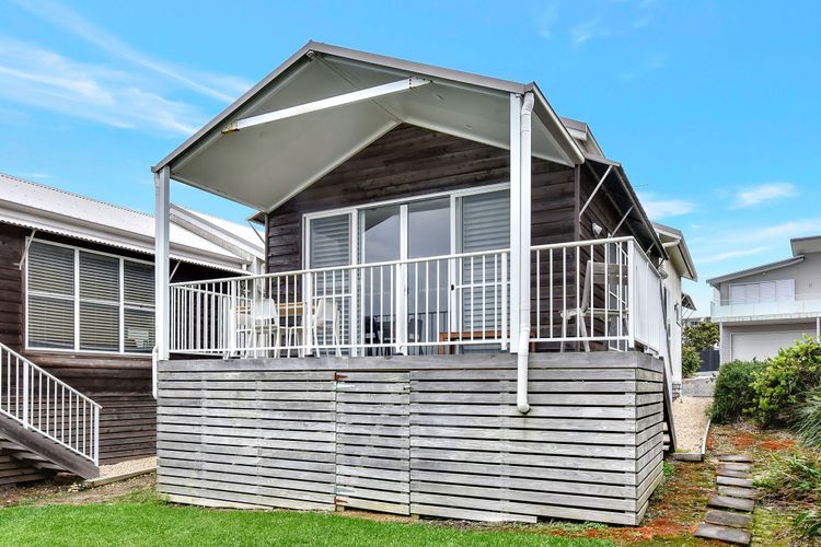 Coastal Retreat At Caves Beach Villas
