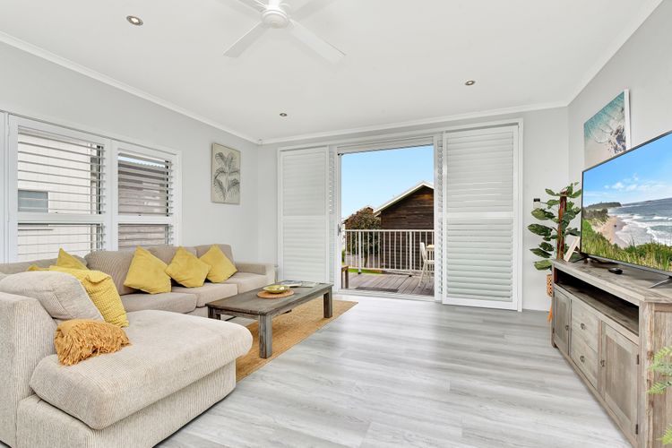 Coastal Retreat At Caves Beach Villas