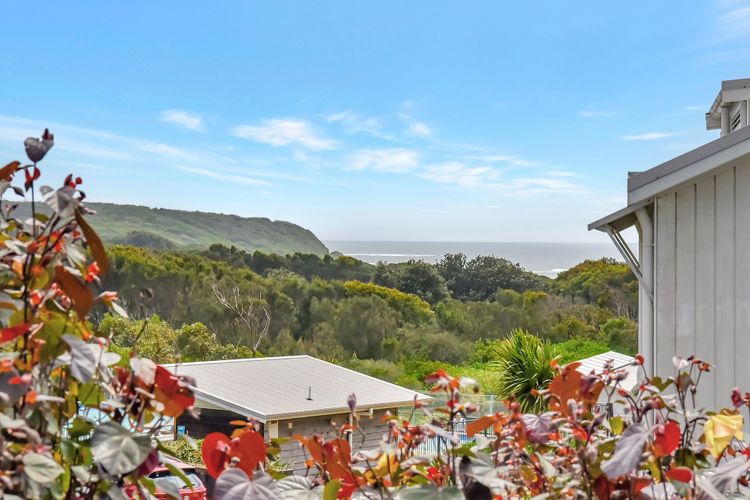 Palm Breeze at Caves Beach Villas sleeps 5