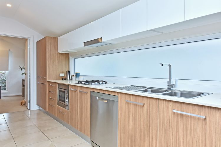 Saltwood Retreat at Caves Beach Villas