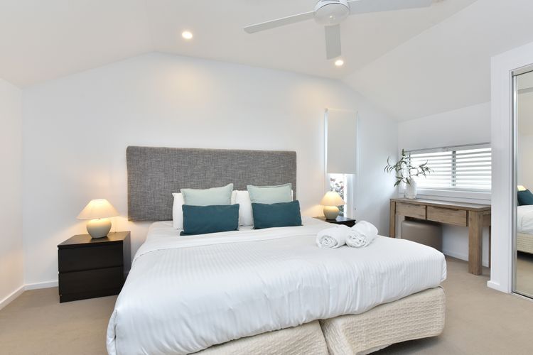 Saltwood Retreat at Caves Beach Villas