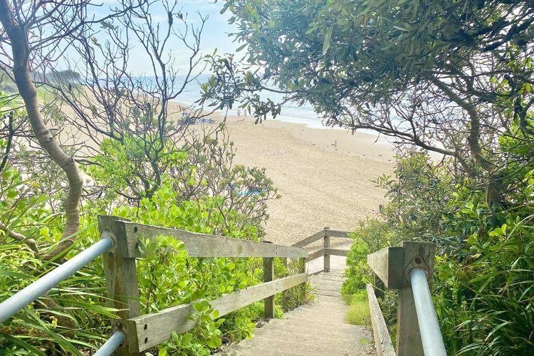 Azure Tides at Caves Beach Villas