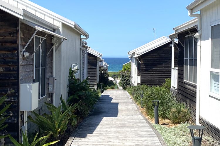 Azure Tides at Caves Beach Villas