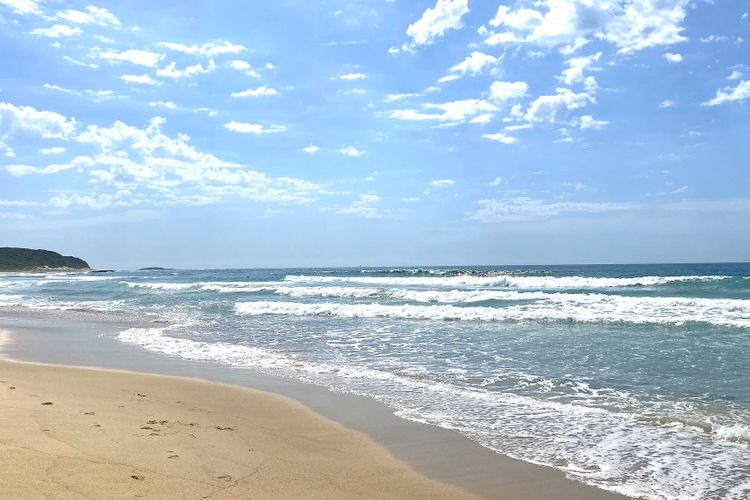 Azure Tides at Caves Beach Villas