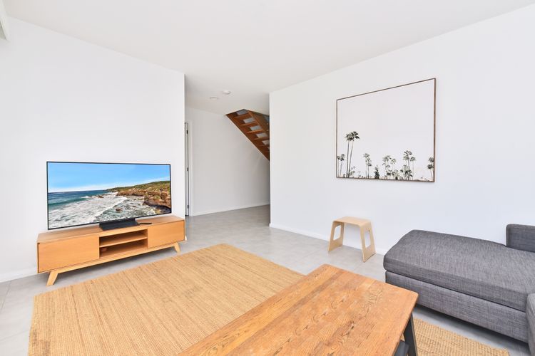 Bombora Beach House at Caves Beach Villas