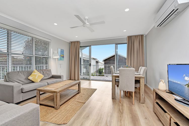 Beach Daze at Caves Beach Villas