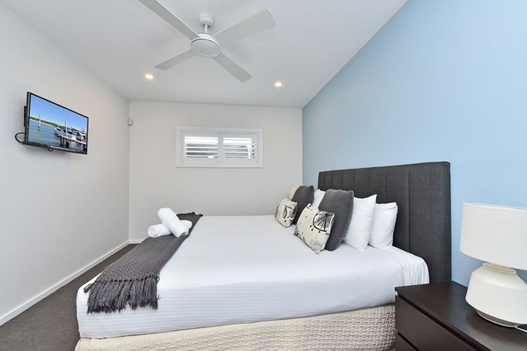 Bay Breeze at Caves Beach Villas