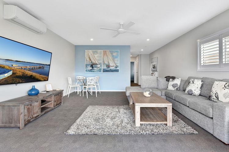 Bay Breeze at Caves Beach Villas