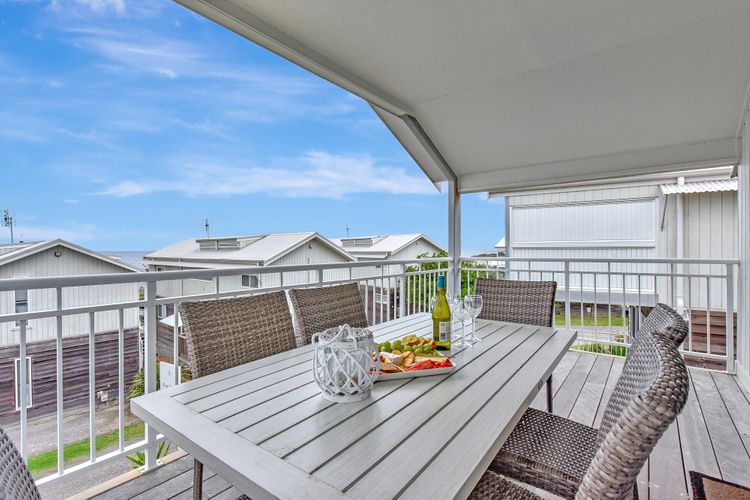 Bay Breeze at Caves Beach Villas