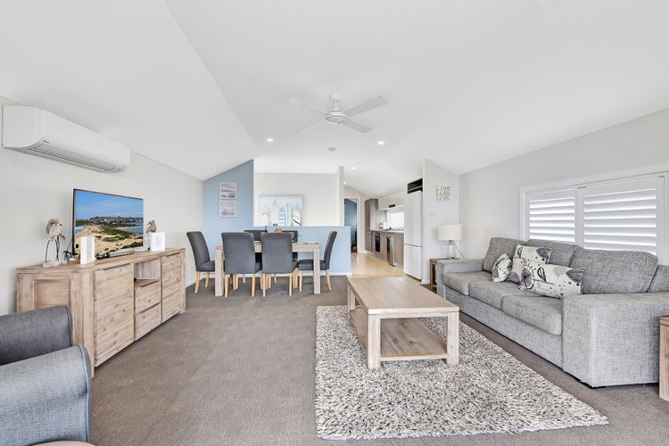 Bay Breeze at Caves Beach Villas
