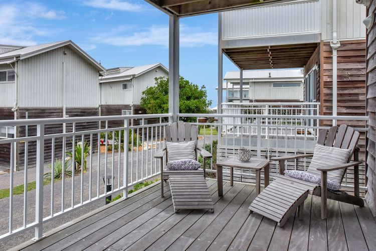 Bay Breeze at Caves Beach Villas