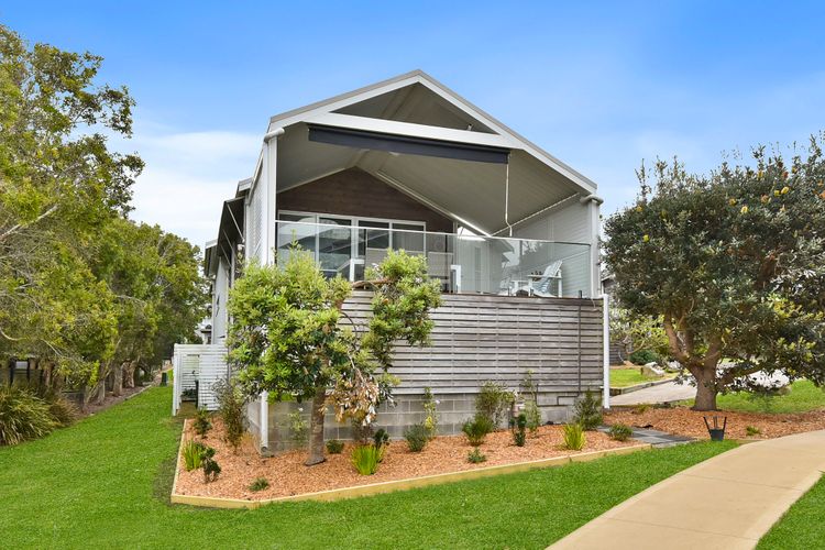 Coral Coast at Caves Beach Villas