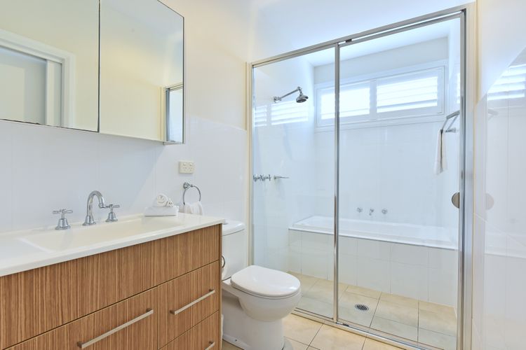 Coral Coast at Caves Beach Villas