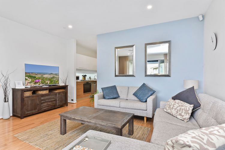 Coral Coast at Caves Beach Villas