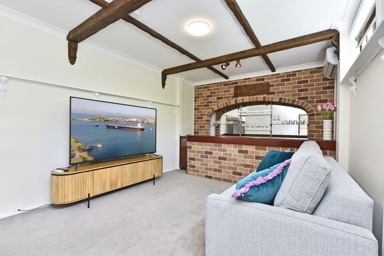 Merewether Summer Beach Getaway