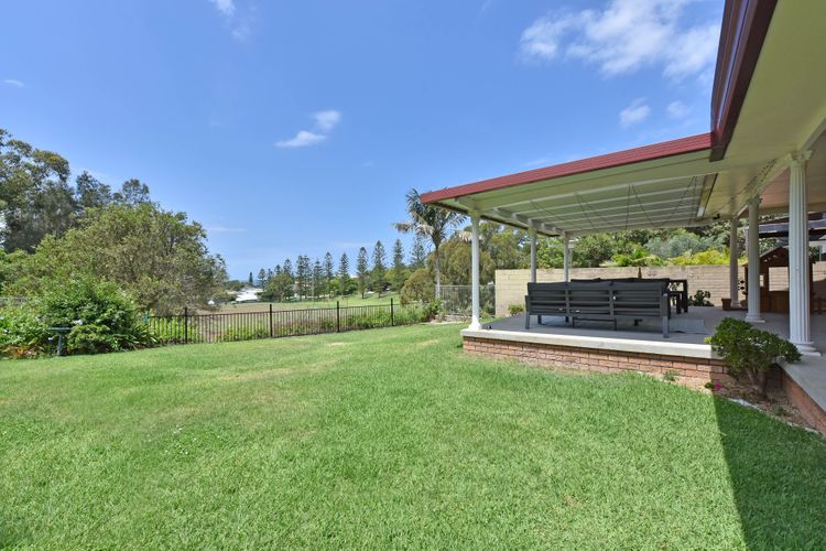 Merewether Summer Beach Getaway