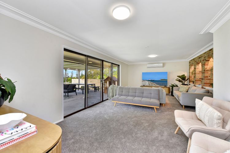 Merewether Summer Beach Getaway