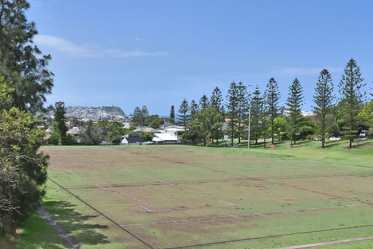 Merewether Summer Beach Getaway