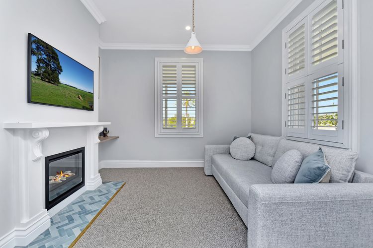 Stellaview Farmhouse, Newly Renovated in Heart of Hunter