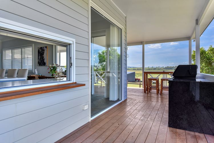 Stellaview Farmhouse, Newly Renovated in Heart of Hunter