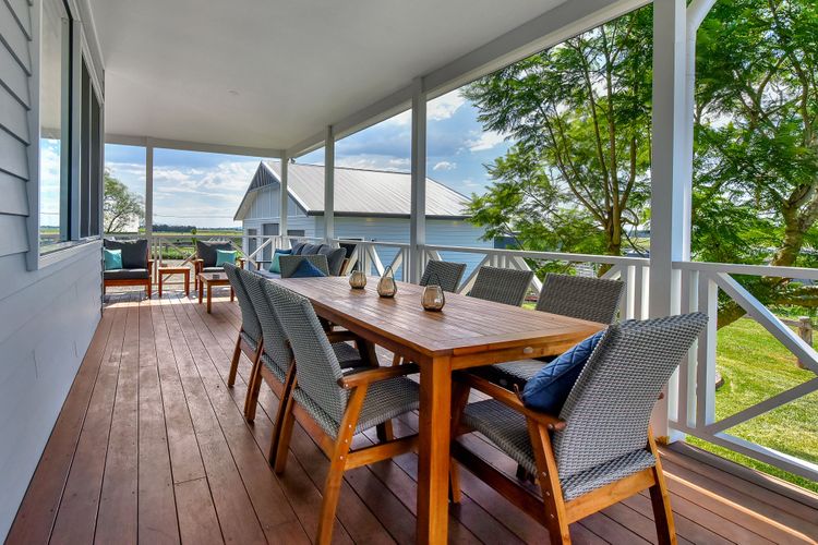 Stellaview Farmhouse, Newly Renovated in Heart of Hunter