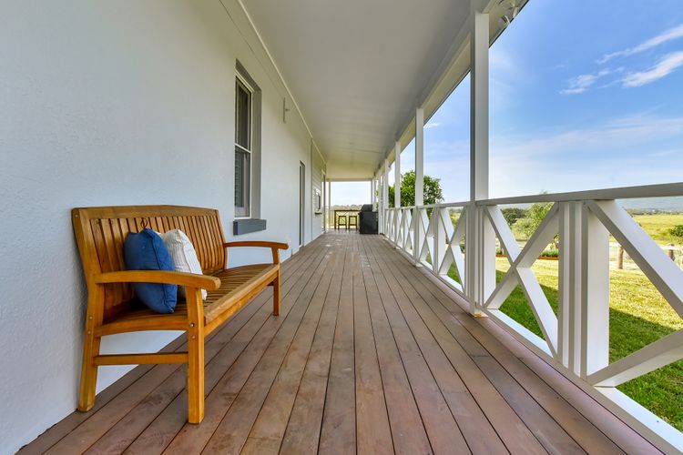 Stellaview Farmhouse, Newly Renovated in Heart of Hunter