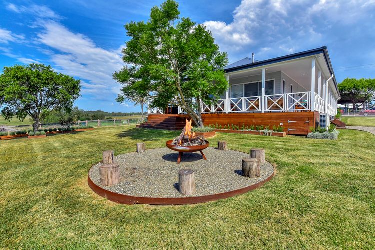 Stellaview Farmhouse, Newly Renovated in Heart of Hunter