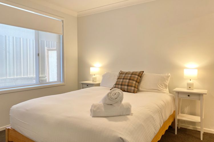 Salty Paws Caves Beach – Pet friendly