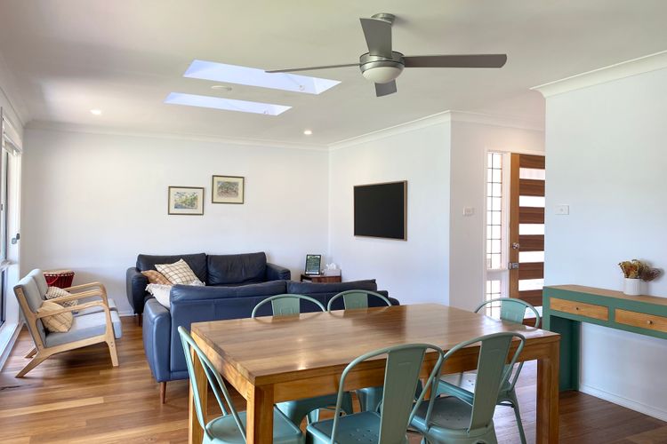 Salty Paws Caves Beach – Pet friendly