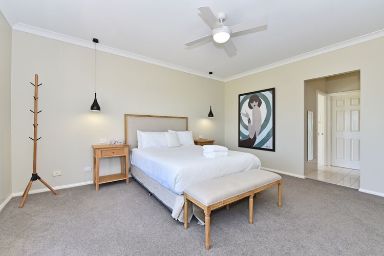Hunter Valley Family Oasis – 5 bedroom House with Pool