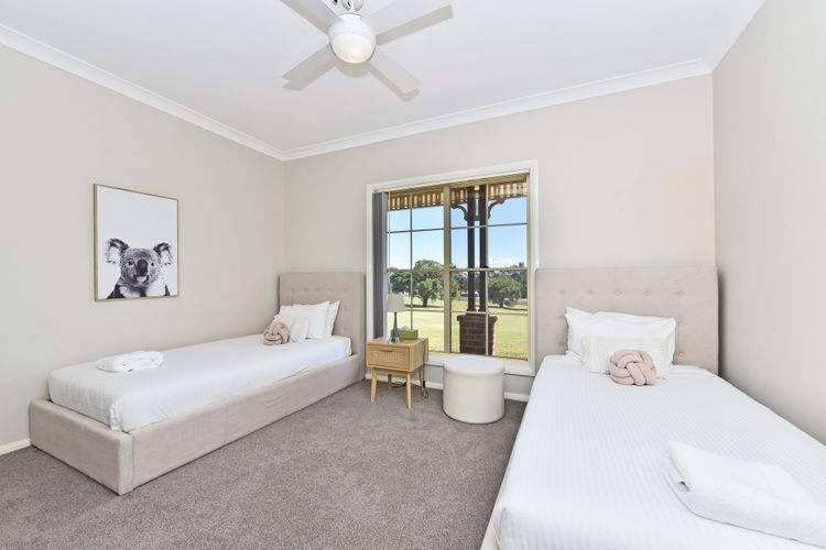 Hunter Valley Family Oasis – 5 bedroom House with Pool
