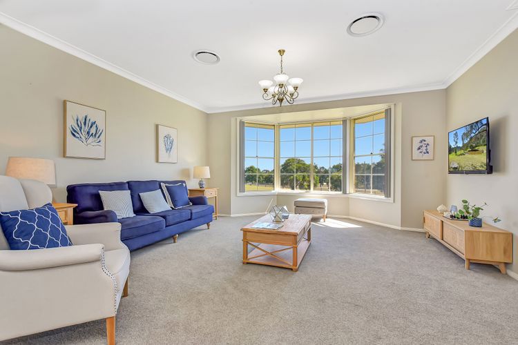 Hunter Valley Family Oasis – 5 bedroom House with Pool