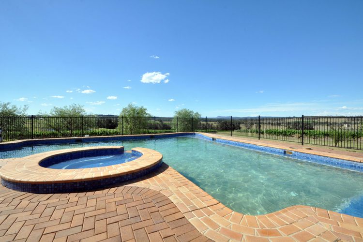 Amazing Pools