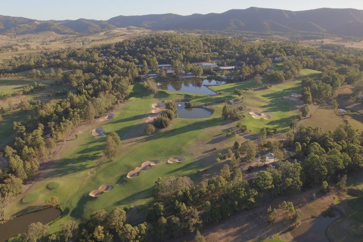 Onsite golfing with  amazing views!