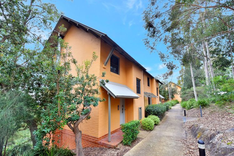 Villa 2br Cypress Villa located within Cypress Lakes Resort