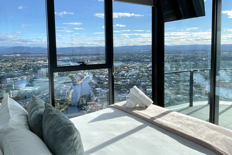 Broadbeach Island 2 Bedroom Casino Apartment