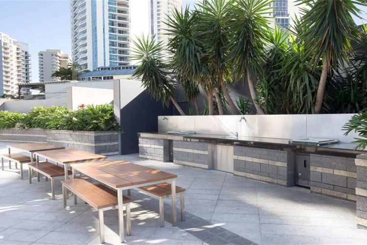 Circle On Cavill High Floor 1 Bedroom Apartment