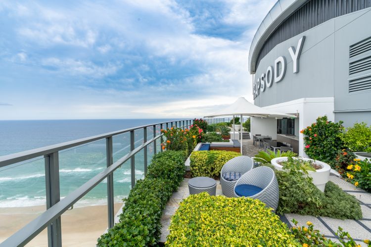 Rhapsody Stunning Ocean Views Apartment