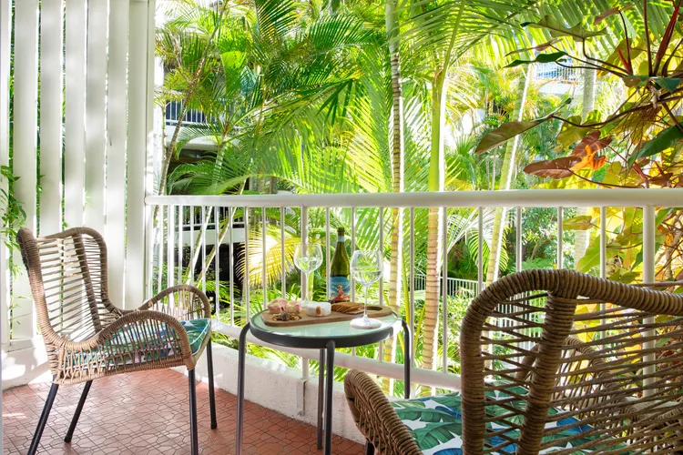 Copacabana getaway close to the beach