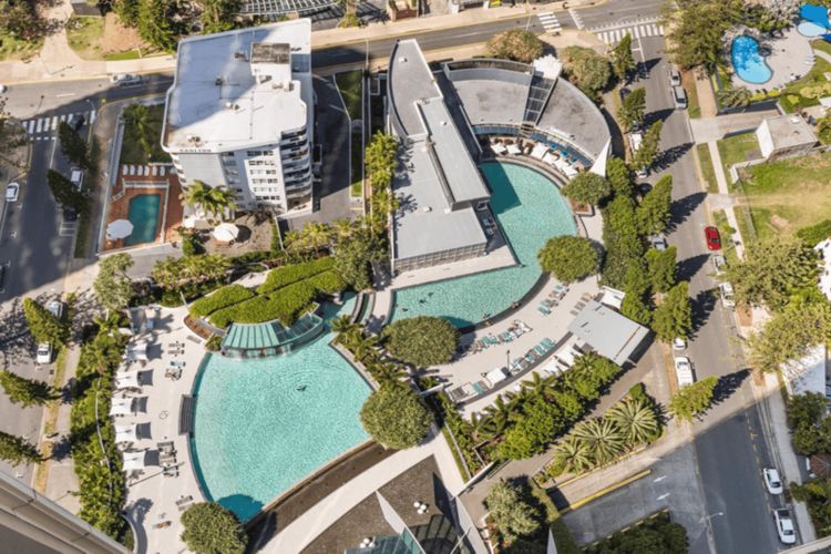 Luxury Sky-Home with Panoramic Ocean Views – 61st Floor, Surfers Paradise