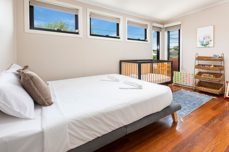 Central Torquay Treasure Close To Beach