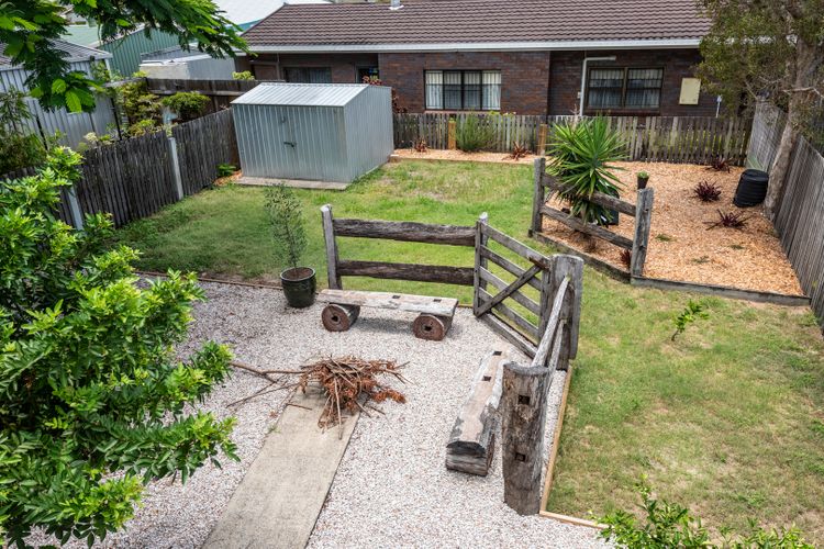 Central Torquay Treasure Close To Beach